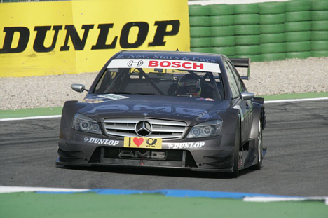 Paul de Resta gav Mercedes Benz lidt oprejsning her i den anden testsession, hvor han var 0,3 sekunder foran de to Audi'er på 2. og 3. pladserne.
